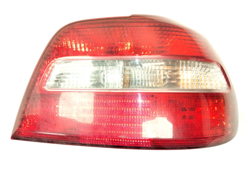 Recambio de piloto trasero derecho para volvo s40 i (644) 1.9 di referencia OEM IAM 30887330  