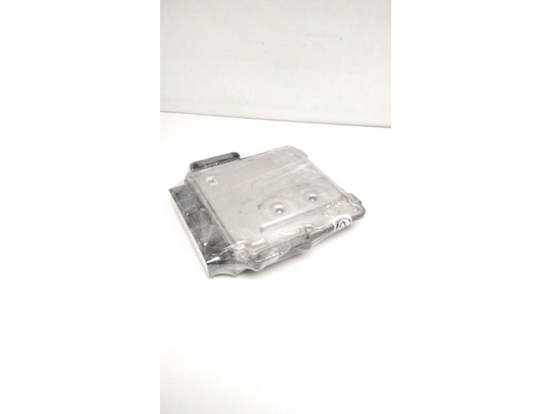 Recambio de centralita motor uce para renault trafic combi (ab 4.01) 2.0 dci diesel fap cat referencia OEM IAM 0281018497 237101