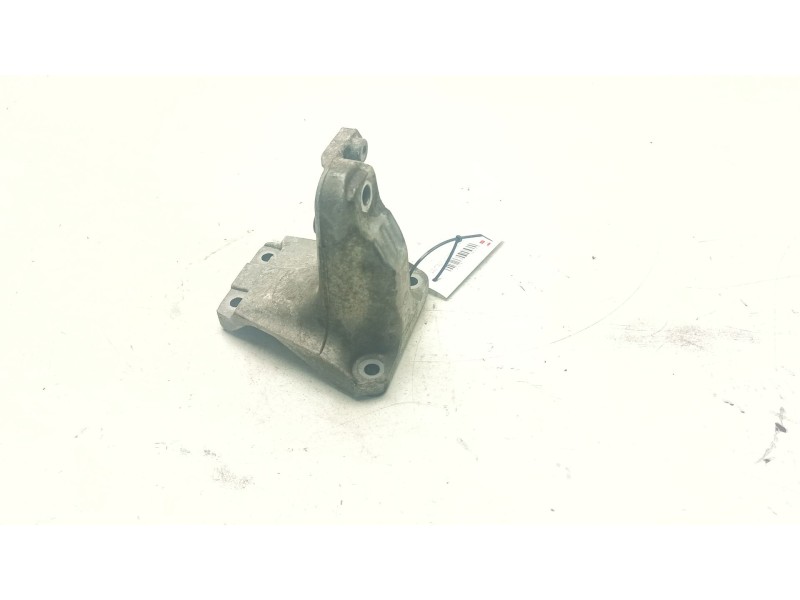 Recambio de soporte motor derecho superior para bmw 1 (f20) 120 d referencia OEM IAM 22116788612-02  