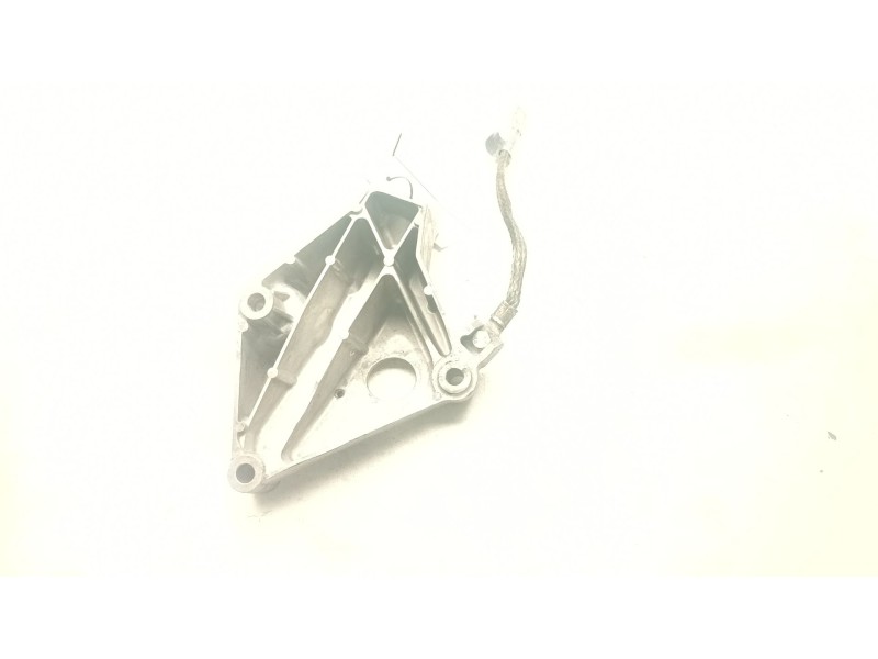 Recambio de soporte motor izquierdo superior para bmw 3 (e90) 320 d referencia OEM IAM 22116775041-01  