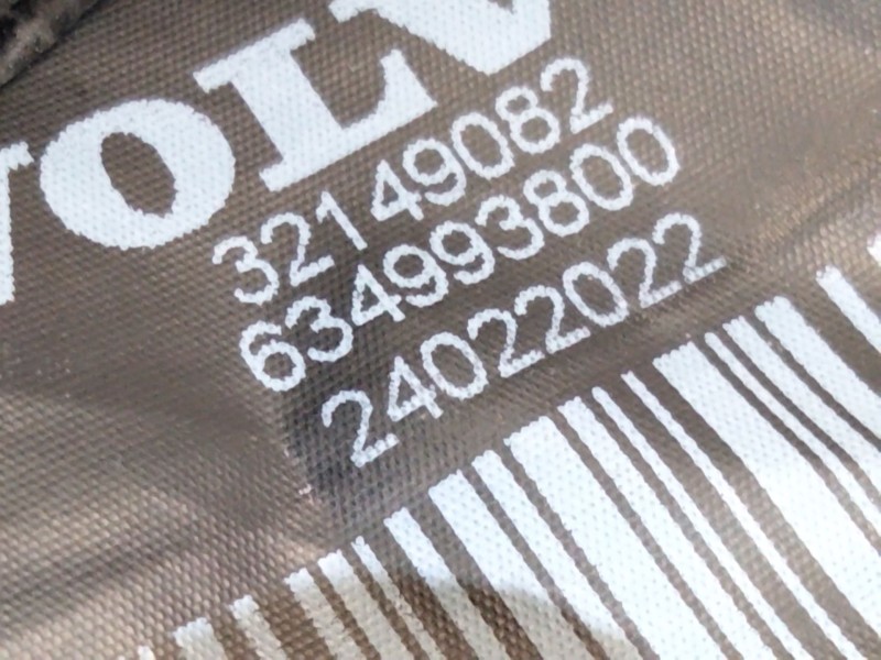 Recambio de cinturon seguridad delantero derecho para volvo xc60 ii (246) b4 mild-hybrid referencia OEM IAM 32149082  
