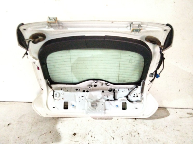 Recambio de porton trasero para volvo v40 cross country referencia OEM IAM   