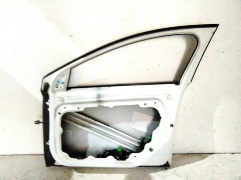 Recambio de puerta delantera derecha para volvo v40 cross country referencia OEM IAM   