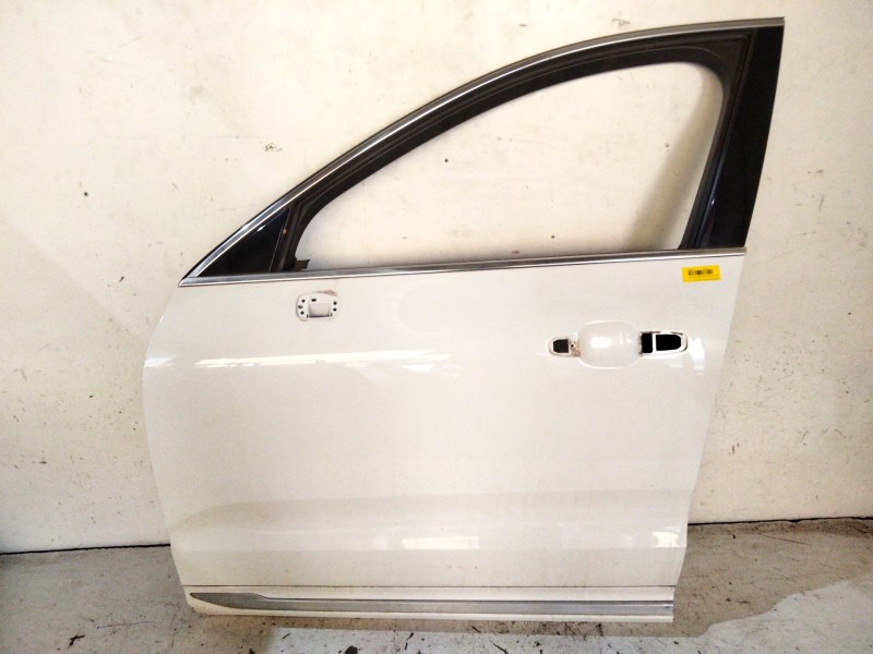 Recambio de puerta delantera izquierda para volvo xc60 ii (246) b4 mild-hybrid referencia OEM IAM   