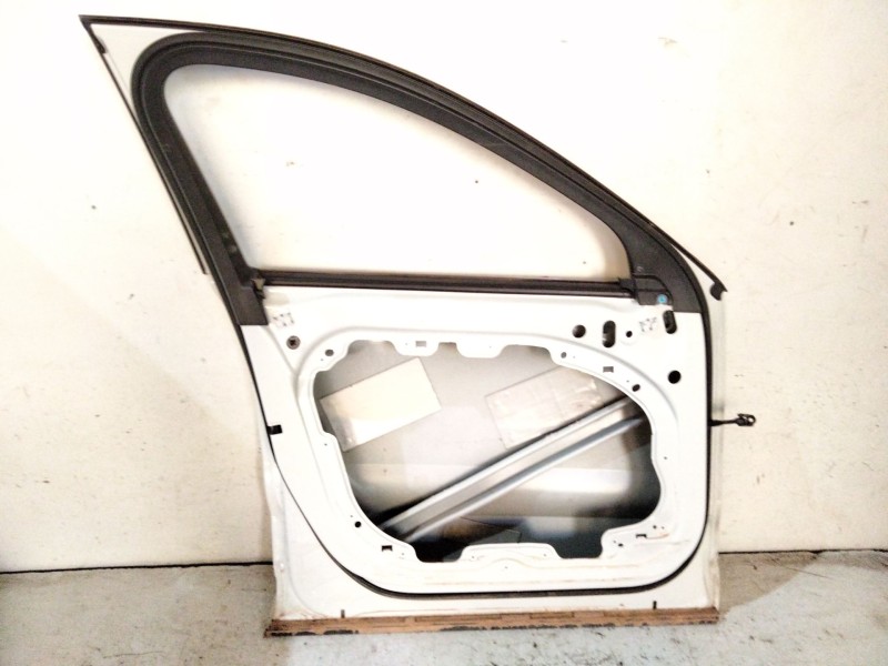 Recambio de puerta delantera izquierda para volvo xc60 ii (246) b4 mild-hybrid referencia OEM IAM   