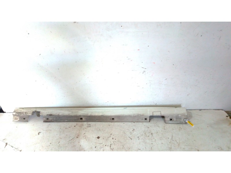 Recambio de talonera izquierda para mercedes-benz clase a (w176) a 180 cdi / d (176.012) referencia OEM IAM   