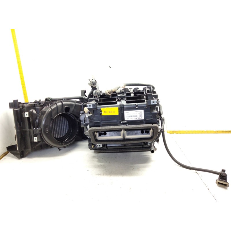 Recambio de calefaccion entera normal para volvo xc60 ii (246) b4 mild-hybrid referencia OEM IAM P32275610  