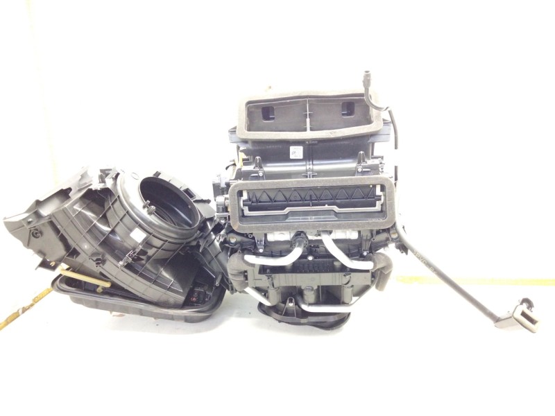 Recambio de calefaccion entera normal para volvo xc60 ii (246) b4 mild-hybrid referencia OEM IAM P32275610  