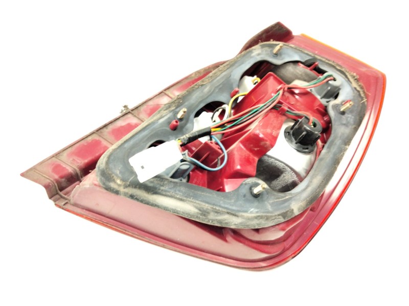 Recambio de piloto trasero izquierdo para chevrolet nubira sedán 1.6 referencia OEM IAM 96551223  