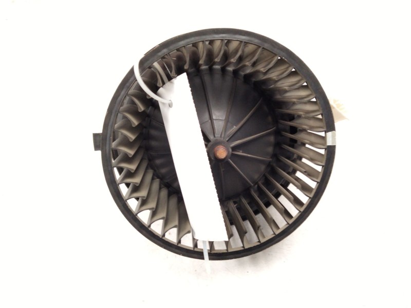 Recambio de motor calefaccion para volkswagen t4 bus (mod. 1991) caravelle referencia OEM IAM 701819021B  