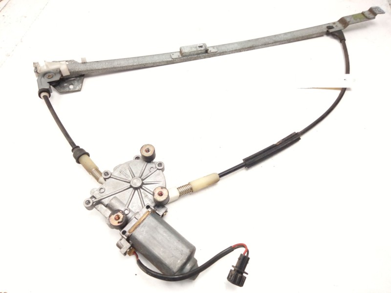 Recambio de elevalunas delantero derecho para volkswagen t4 bus (mod. 1991) caravelle referencia OEM IAM   