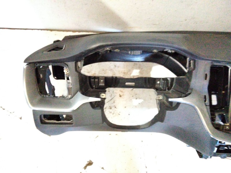 Recambio de salpicadero para volvo xc60 ii (246) b4 mild-hybrid referencia OEM IAM   