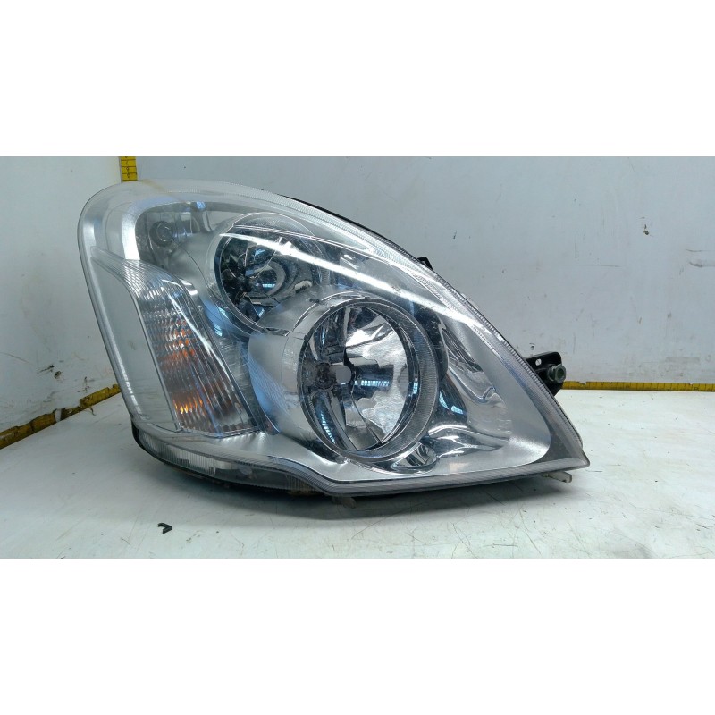 Recambio de faro derecho para iveco daily v furgoneta 29s13, 29l13, 35c13, 35s13, 40c13, 40s13 referencia OEM IAM 6631109R  