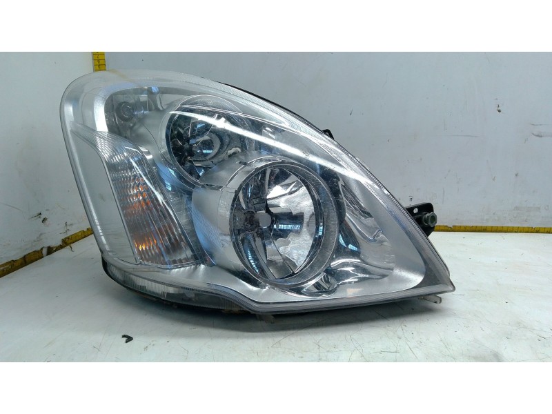 Recambio de faro derecho para iveco daily v furgoneta 29s13, 29l13, 35c13, 35s13, 40c13, 40s13 referencia OEM IAM 6631109R  