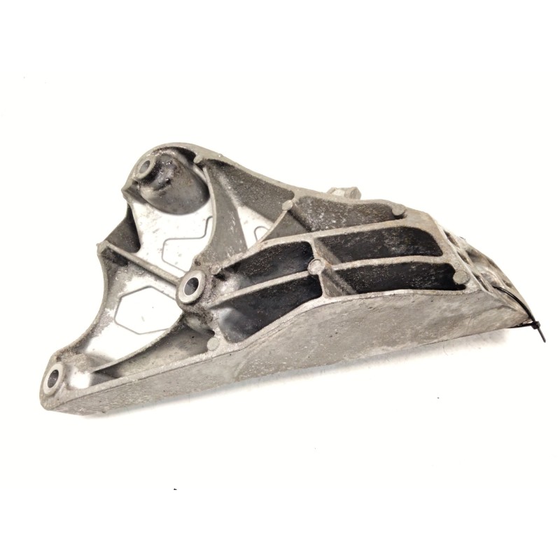 Recambio de soporte motor izquierdo inferior para bmw x6 (e71, e72) xdrive 40 d referencia OEM IAM 6790021  