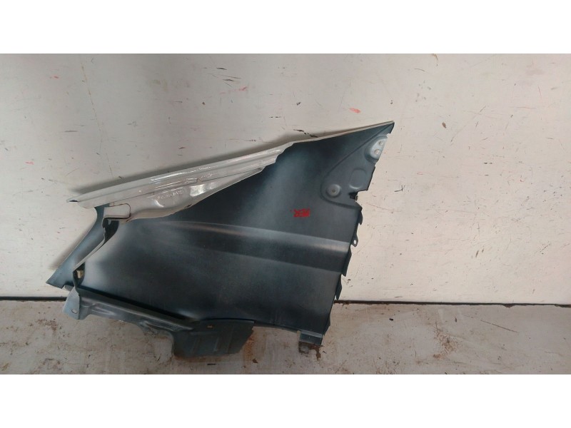 Recambio de aleta delantera derecha para iveco daily v furgoneta 29s13, 29l13, 35c13, 35s13, 40c13, 40s13 referencia OEM IAM   