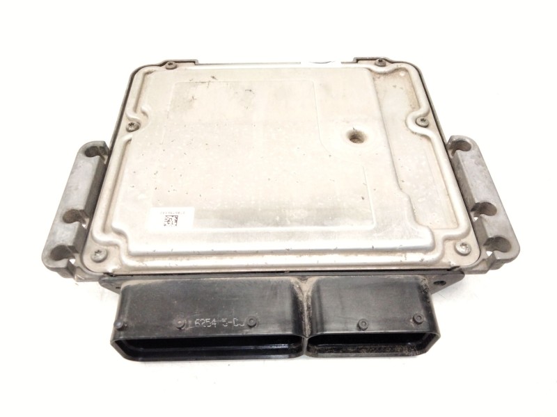 Recambio de centralita motor uce para fiat doblo cargo (263_) 1.6 d multijet referencia OEM IAM 55263144 0281030837 1039S75638