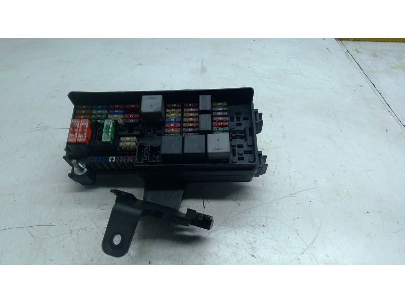 Recambio de caja fusibles para mercedes-benz clase r (w251, v251) r 320 cdi 4-matic (251.022, 251.122) referencia OEM IAM A16454