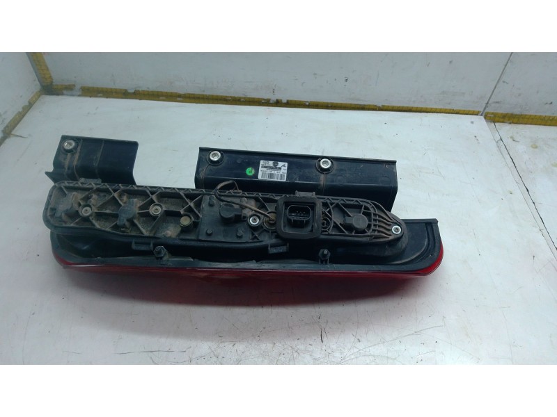 Recambio de piloto trasero izquierdo para fiat doblo cargo (263_) 1.6 d multijet referencia OEM IAM A4613T030  