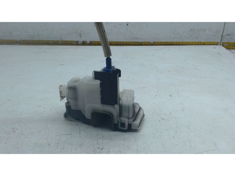 Recambio de cerradura puerta delantera derecha para fiat doblo cargo (263_) 1.6 d multijet referencia OEM IAM Z14G298RCLSD  