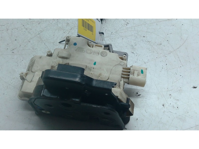Recambio de cerradura puerta delantera derecha para audi a3 (8p1) 2.0 tdi referencia OEM IAM 4F1837016  
