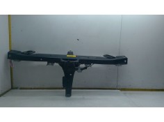 Recambio de travesaño superior para ssangyong actyon i 2.0 xdi referencia OEM IAM 4051008004  