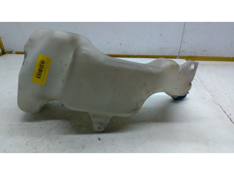 Recambio de deposito limpia para iveco daily v furgoneta 29s13, 29l13, 35c13, 35s13, 40c13, 40s13 referencia OEM IAM 3801898  