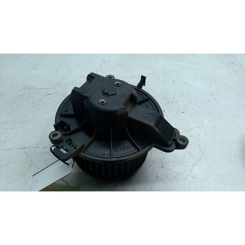 Recambio de motor calefaccion para iveco daily v furgoneta 29s13, 29l13, 35c13, 35s13, 40c13, 40s13 referencia OEM IAM   