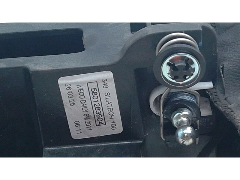 Recambio de palanca cambio para iveco daily v furgoneta 29s13, 29l13, 35c13, 35s13, 40c13, 40s13 referencia OEM IAM 5801283904  