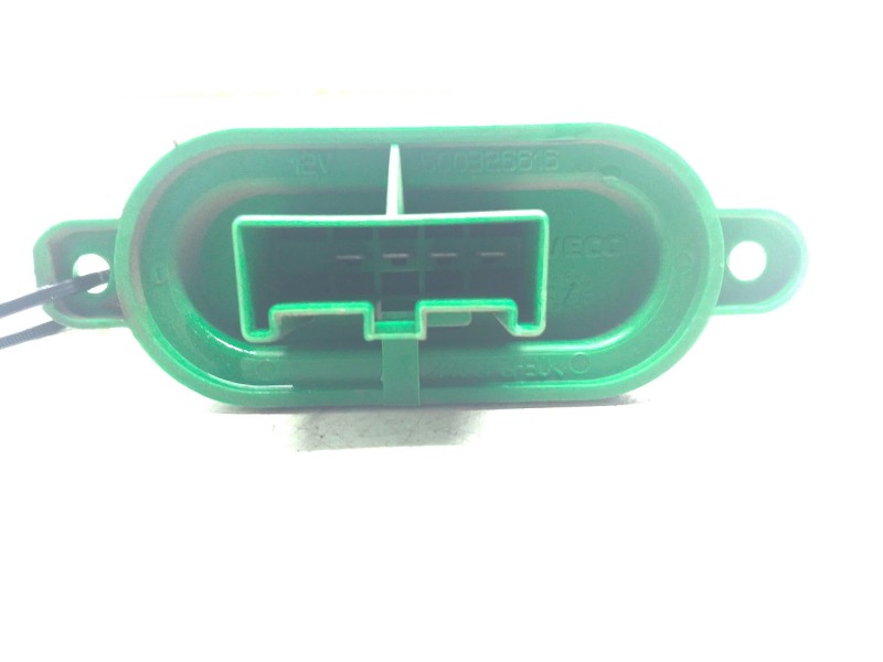 Recambio de resistencia calefaccion para iveco daily v furgoneta 29s13, 29l13, 35c13, 35s13, 40c13, 40s13 referencia OEM IAM 500