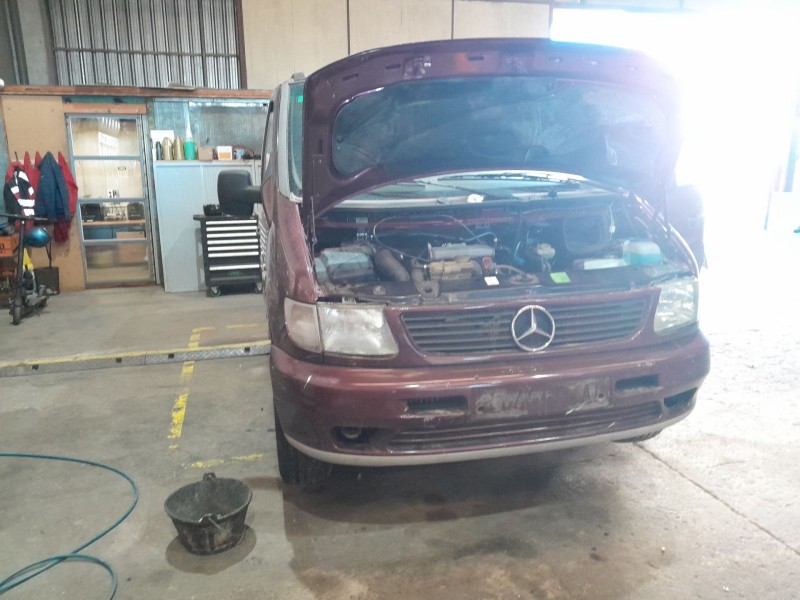 mercedes-benz clase v (638/2) del año 1994