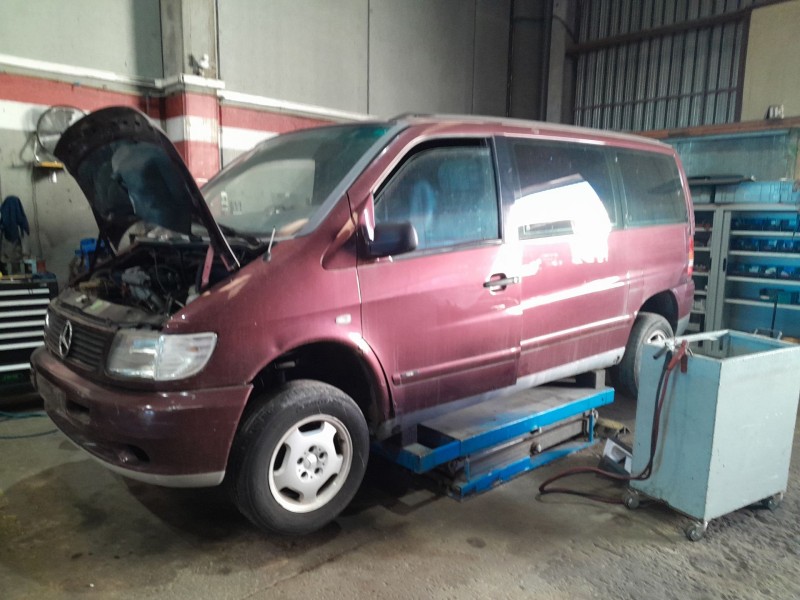 mercedes-benz clase v (638/2) del año 1994