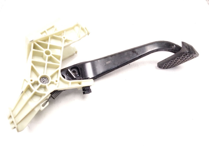 Recambio de pedal freno para bmw x6 (e71, e72) xdrive 40 d referencia OEM IAM 6791900  