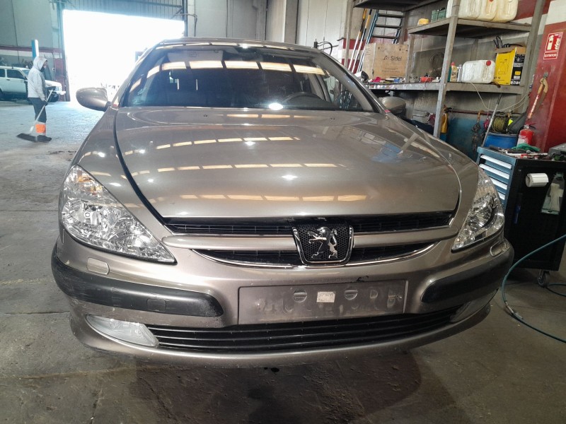 peugeot 607 (9d, 9u) del año 2004