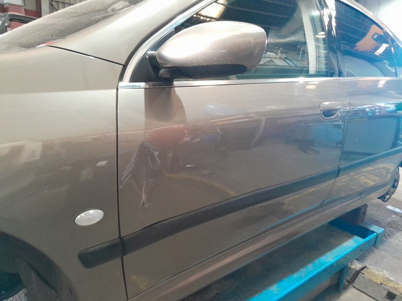 peugeot 607 (9d, 9u) del año 2004