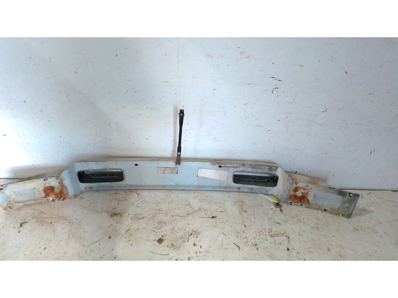 Recambio de refuerzo paragolpes delantero para mercedes-benz clase v (638/2) v 230 td (638.274) referencia OEM IAM   