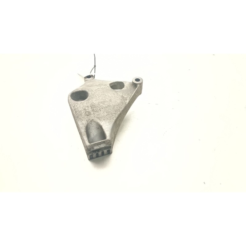 Recambio de soporte motor izquierdo superior para bmw 1 (f20) 120 d referencia OEM IAM 22116788611-03  