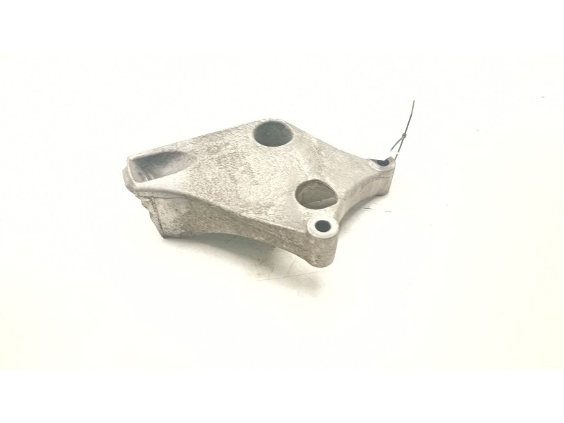 Recambio de soporte motor izquierdo superior para bmw 1 (f20) 120 d referencia OEM IAM 22116788611-03  