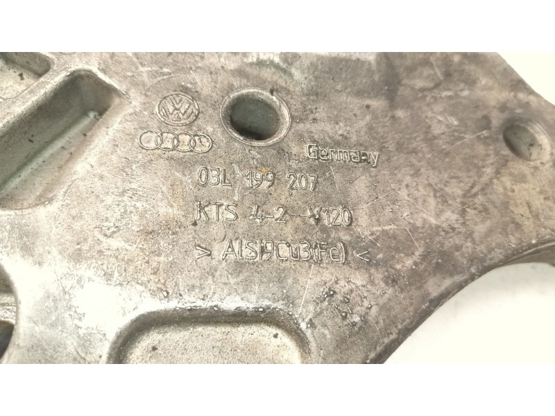 Recambio de soporte motor derecho inferior para seat leon (5f1) 1.6 tdi referencia OEM IAM 03L199207  