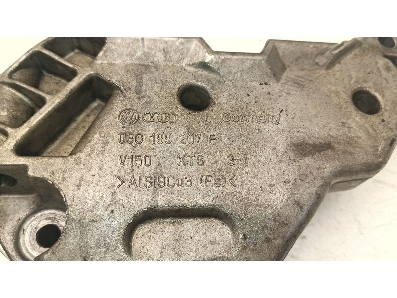 Recambio de soporte motor derecho inferior para volkswagen tiguan referencia OEM IAM 03G199207E  