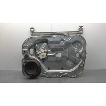 ELEVALUNAS DELANTERO DERECHO 3M51R23200DA 
