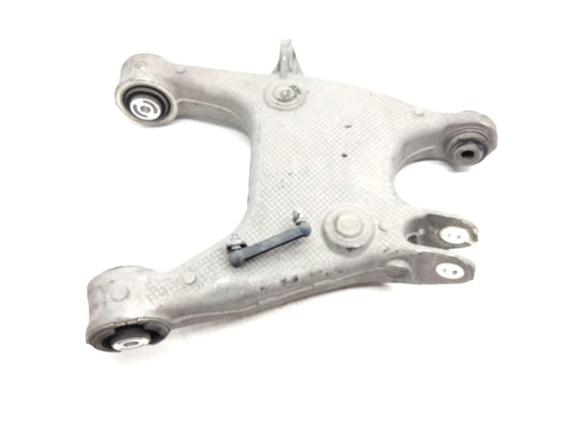 Recambio de brazo suspension inferior trasero izquierdo para bmw 5 (f10) 520 d xdrive referencia OEM IAM 6865899  