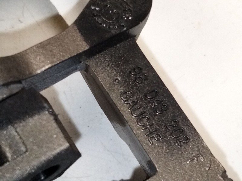 Recambio de maneta exterior delantera izquierda para peugeot 607 (9d, 9u) 3.0 v6 24v referencia OEM IAM 98043202  