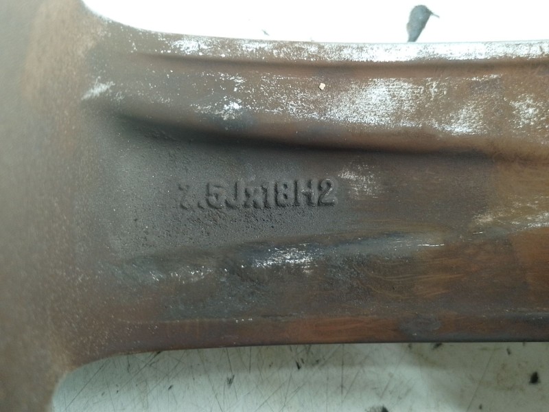 Recambio de llanta aluminio para volkswagen golf v (1k1) 2.0 fsi referencia OEM IAM 0545081  