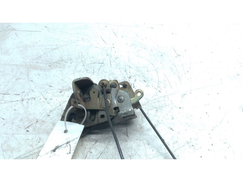 Recambio de cerradura maletero / porton para mercedes-benz clase v (638/2) v 230 td (638.274) referencia OEM IAM A6387430335  