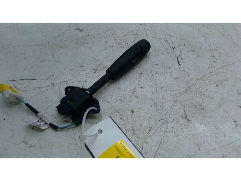 Recambio de mando volante para peugeot 607 (9d, 9u) 3.0 v6 24v referencia OEM IAM   