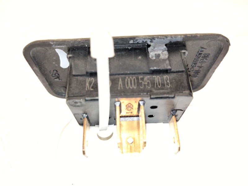 Recambio de mando elevalunas delantero derecho para mercedes-benz clase v (638/2) v 230 td (638.274) referencia OEM IAM A0005457