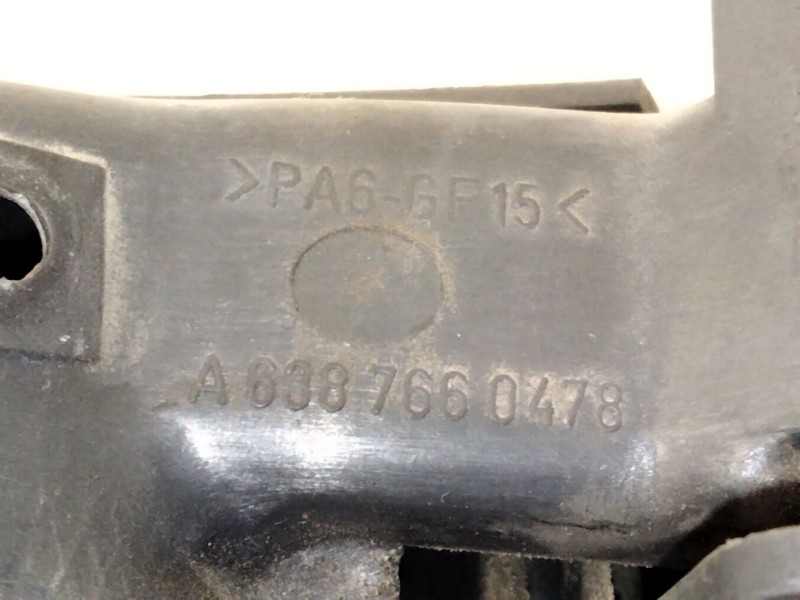 Recambio de maneta interior delantera izquierda para mercedes-benz clase v (638/2) v 230 td (638.274) referencia OEM IAM A638766