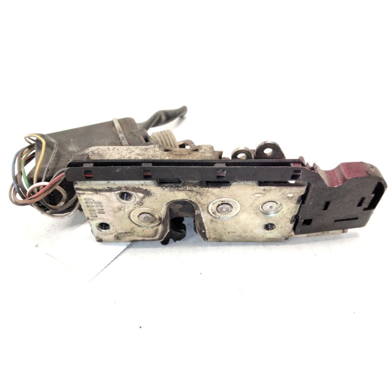 Recambio de cerradura puerta delantera izquierda para mercedes-benz clase v (638/2) v 230 td (638.274) referencia OEM IAM A63872