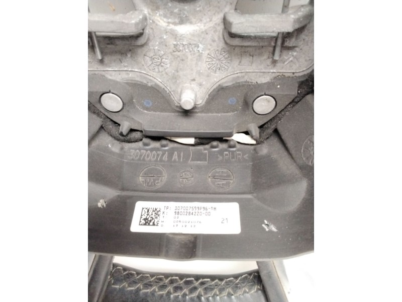 Recambio de volante para citroën ds5 2.0 hdi fap referencia OEM IAM 3070074A1 307007599P96AH 98002842Z000